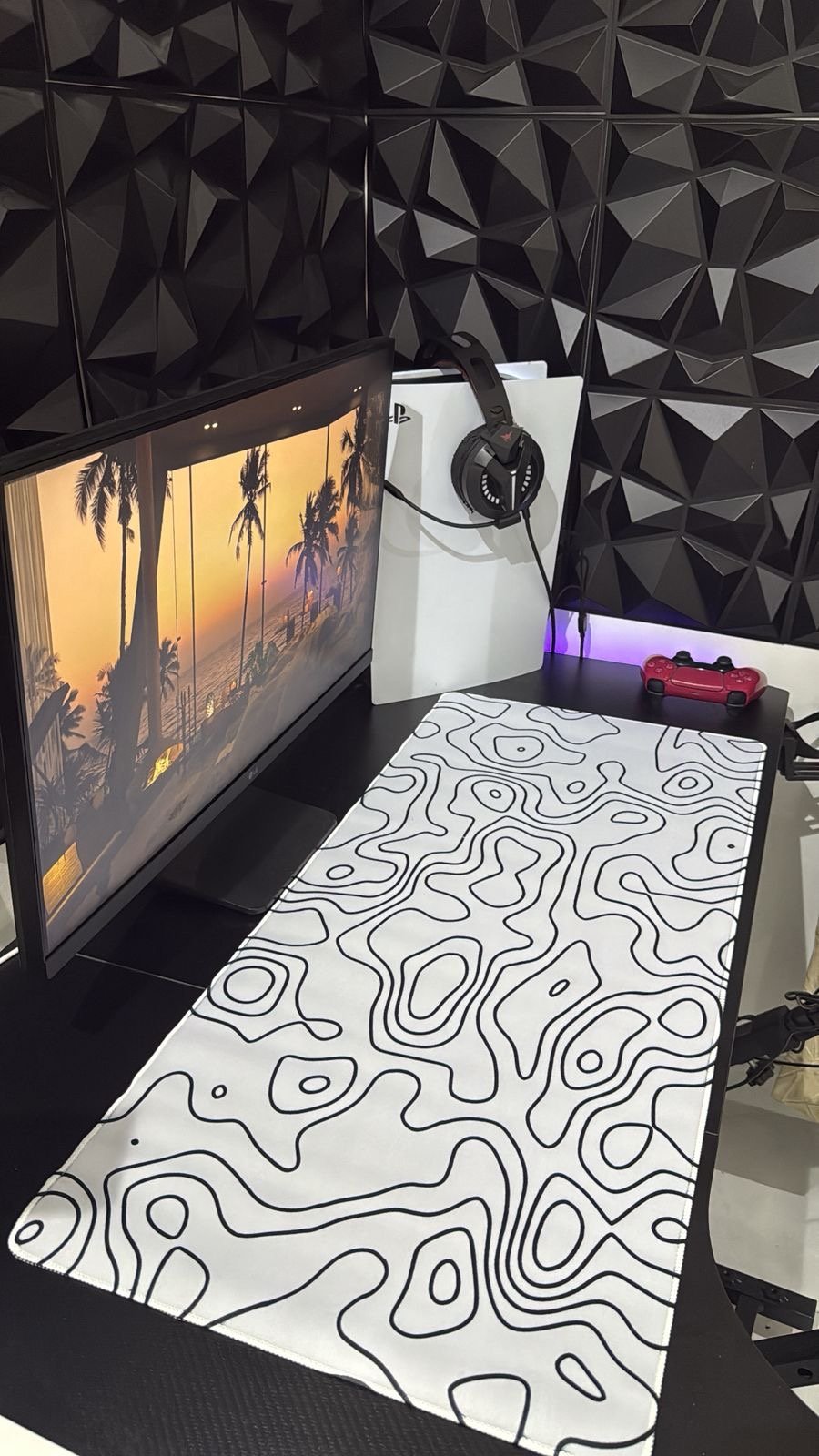 ماوس باد جيمنج بتصميم توبوغرافي (أبيض / أسود)